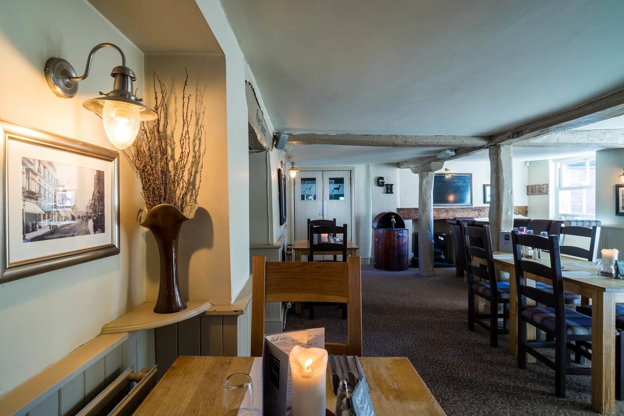 Greyhound Inn Wilton Wilton  Εξωτερικό φωτογραφία