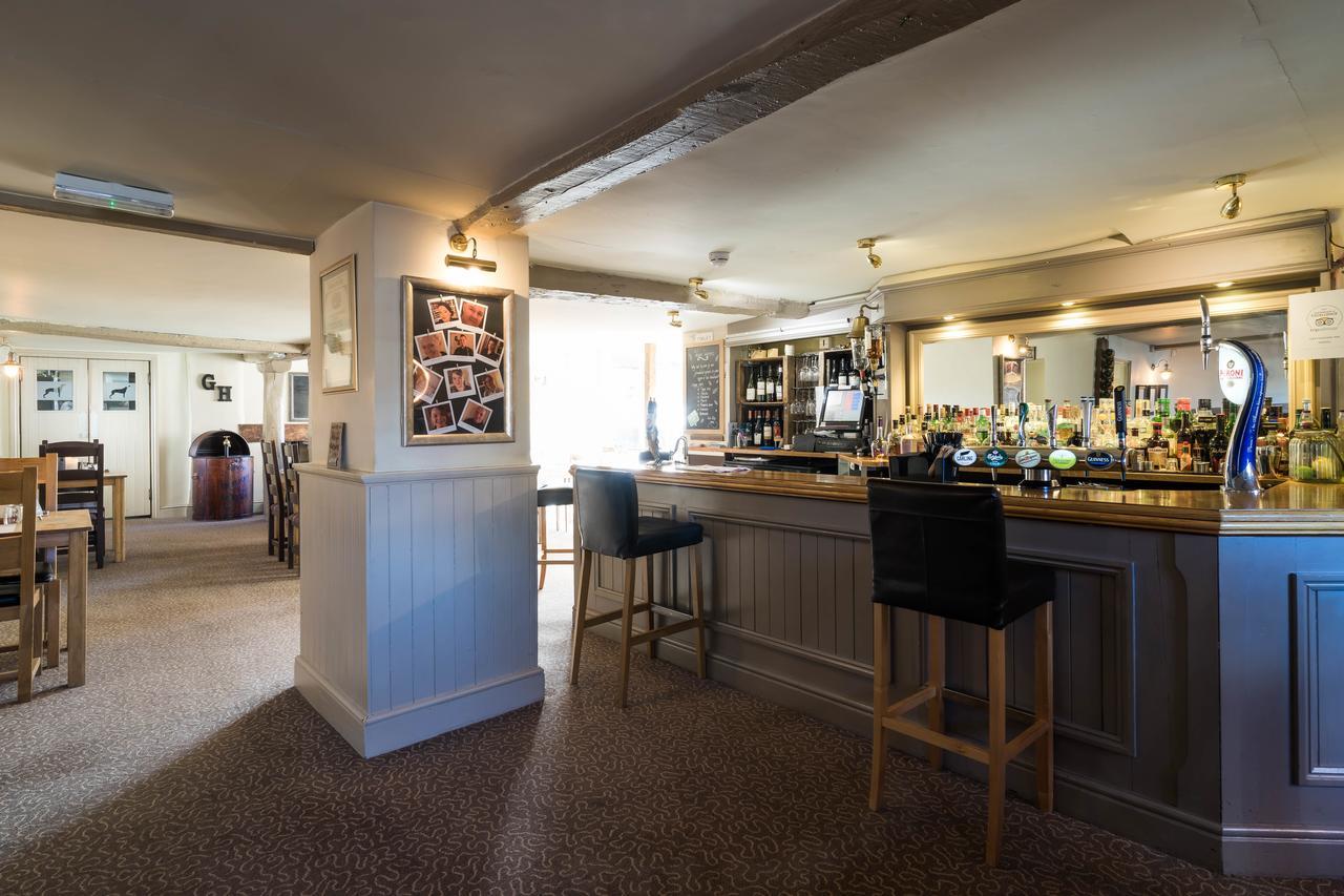 Greyhound Inn Wilton Wilton  Εξωτερικό φωτογραφία