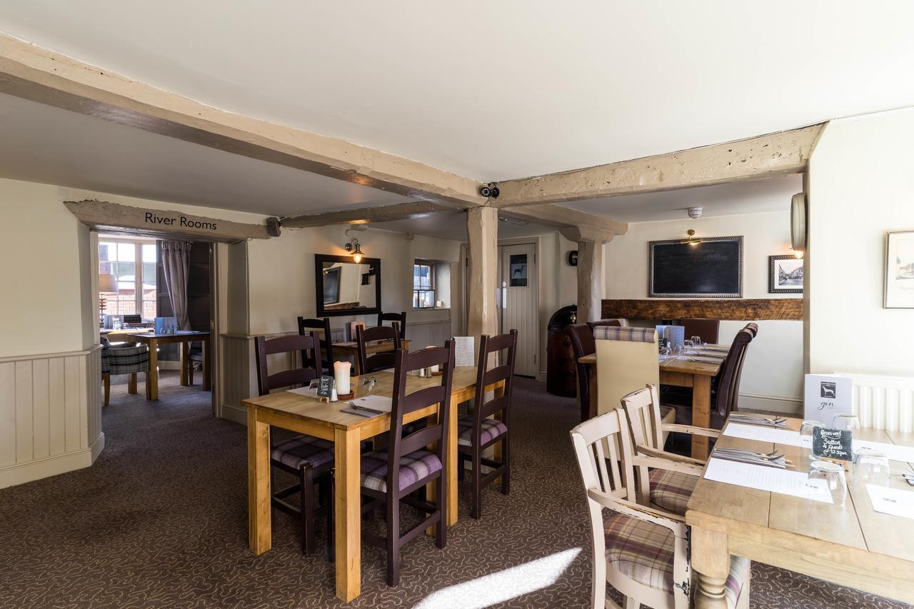 Greyhound Inn Wilton Wilton  Εξωτερικό φωτογραφία