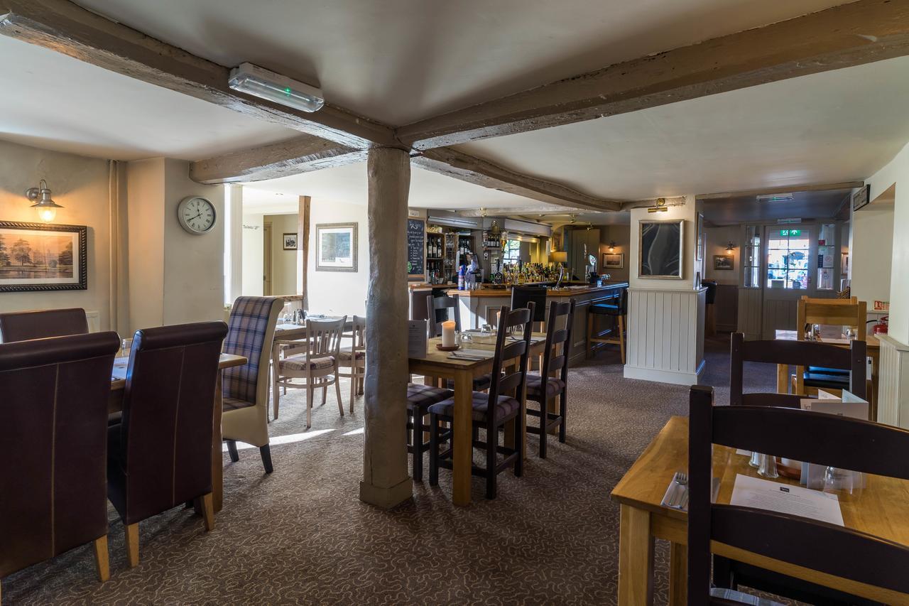 Greyhound Inn Wilton Wilton  Εξωτερικό φωτογραφία
