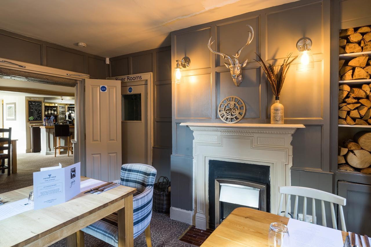 Greyhound Inn Wilton Wilton  Εξωτερικό φωτογραφία