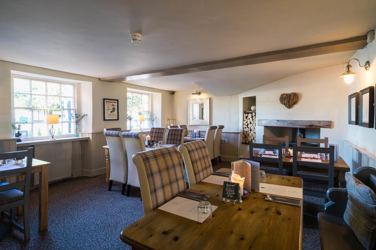Greyhound Inn Wilton Wilton  Εξωτερικό φωτογραφία