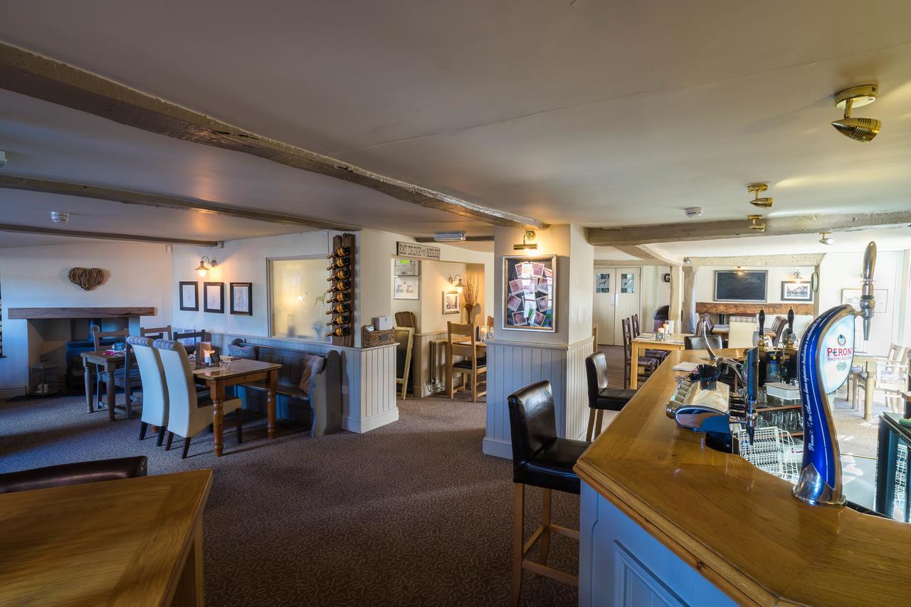 Greyhound Inn Wilton Wilton  Εξωτερικό φωτογραφία